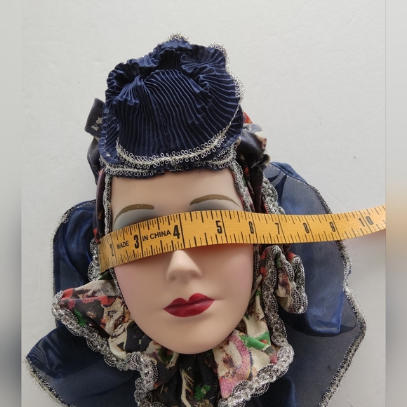 Vintage Mardi Gras Wall Decor Mask. Pre-owned. - Picture 3 of 4